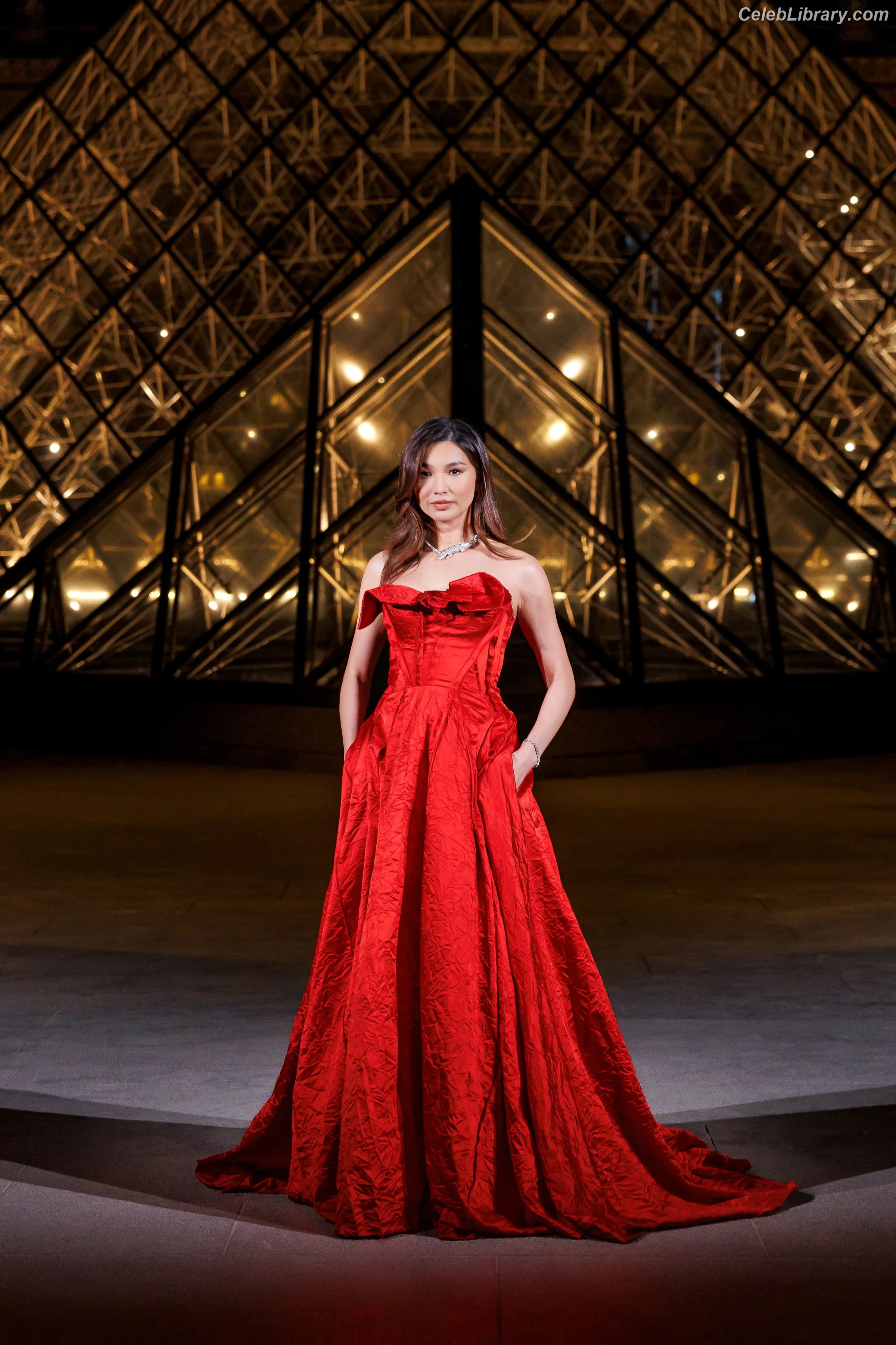 Gemma Chan photo 4 of 91