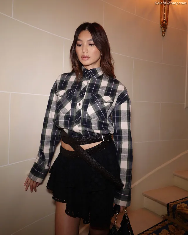 Gemma Chan photo 4 of 92