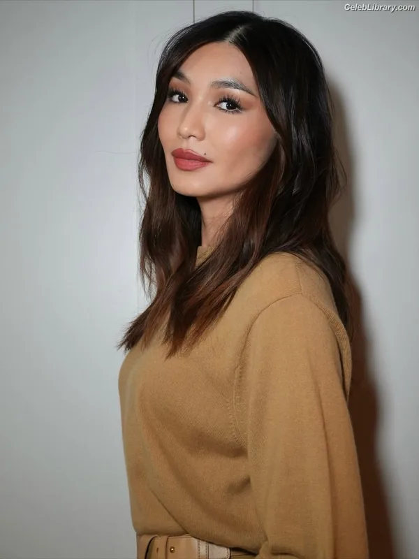 Gemma Chan photo 6 of 92
