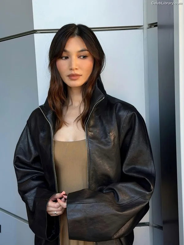 Gemma Chan photo 21 of 92