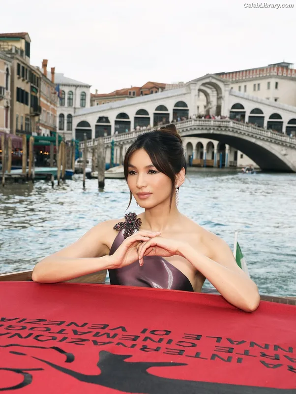 Gemma Chan photo 23 of 92