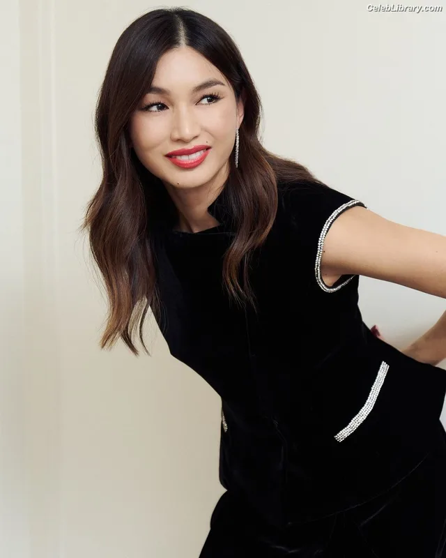 Gemma Chan photo 24 of 92