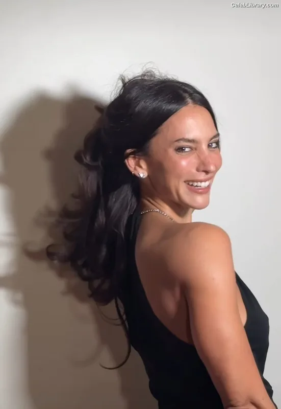Genesis Rodriguez photo 7 of 132