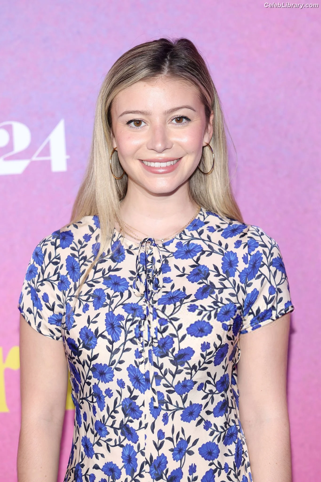Genevieve Hannelius photo 14 of 312