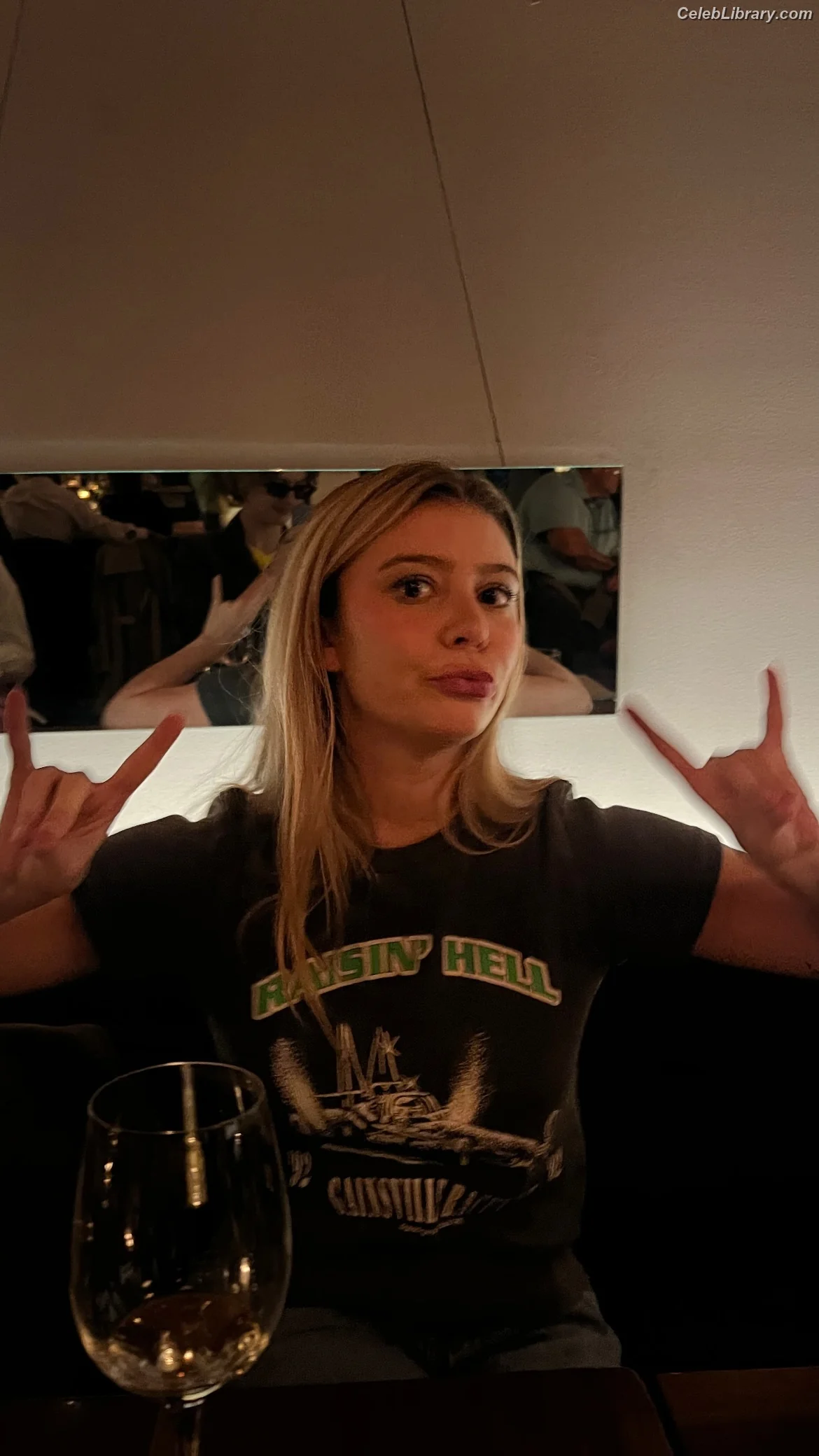 Genevieve Hannelius photo 14 of 312