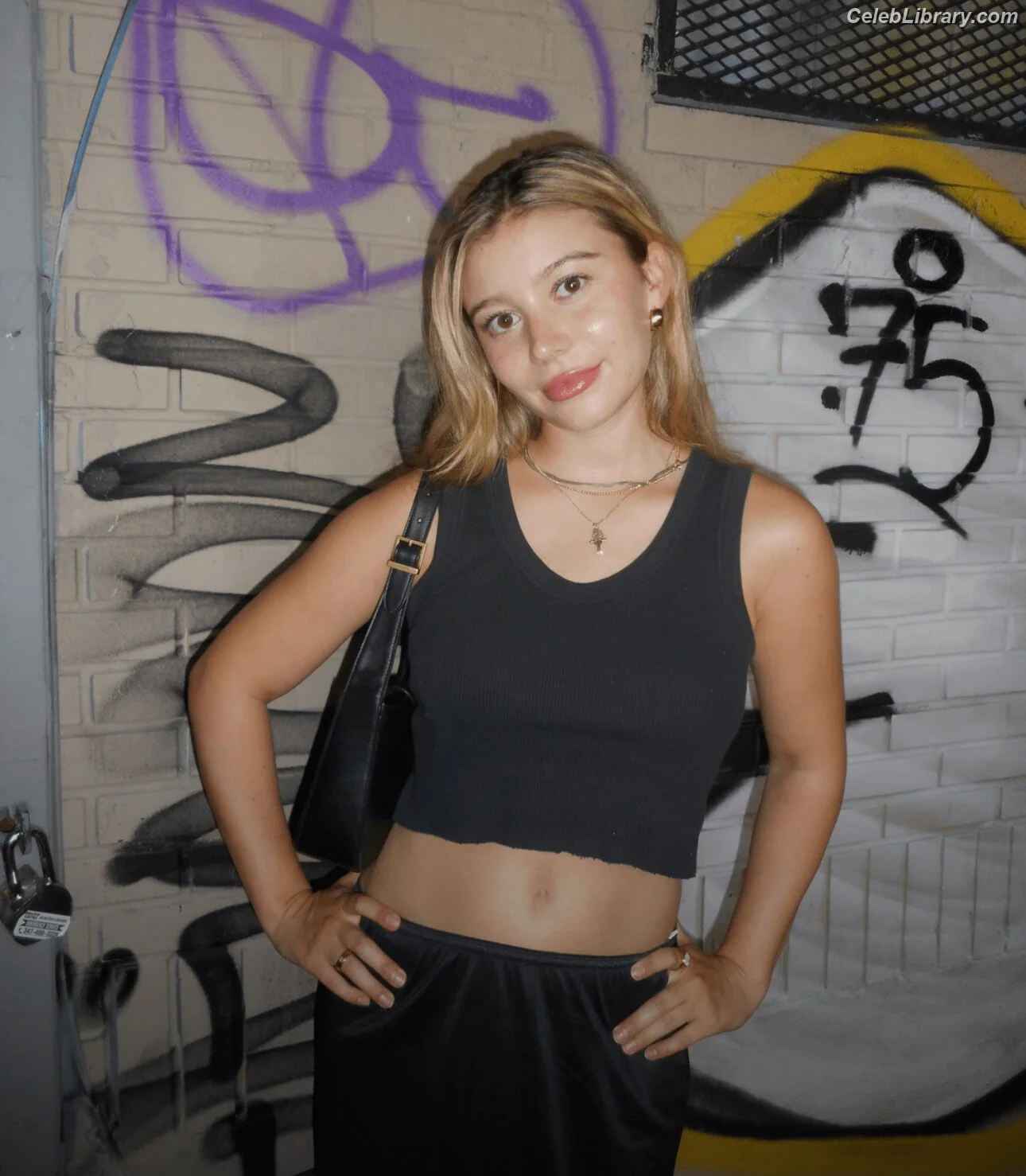 Genevieve Hannelius photo 5 of 312