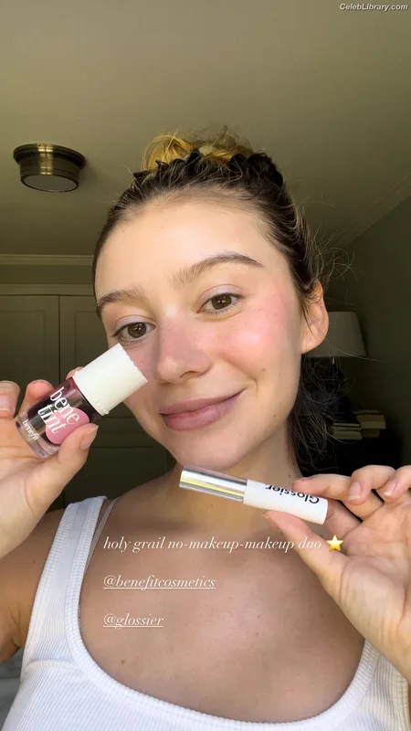 Genevieve Hannelius photo 16 of 313