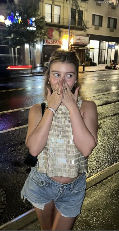 Genevieve Hannelius photo 20 of 313