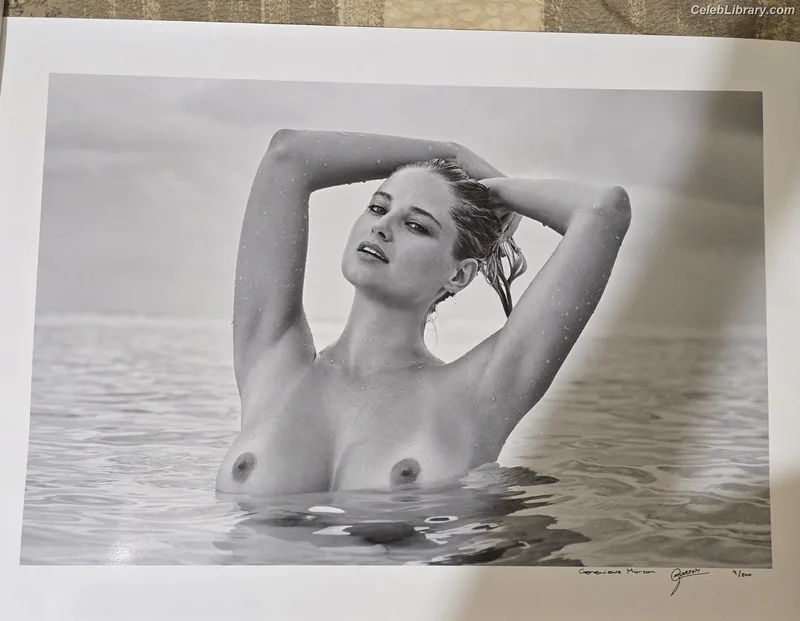 Genevieve Morton photo 5 of 235