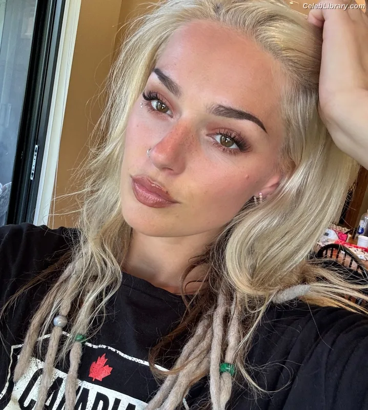 Georgia Ellenwood photo 15 of 263