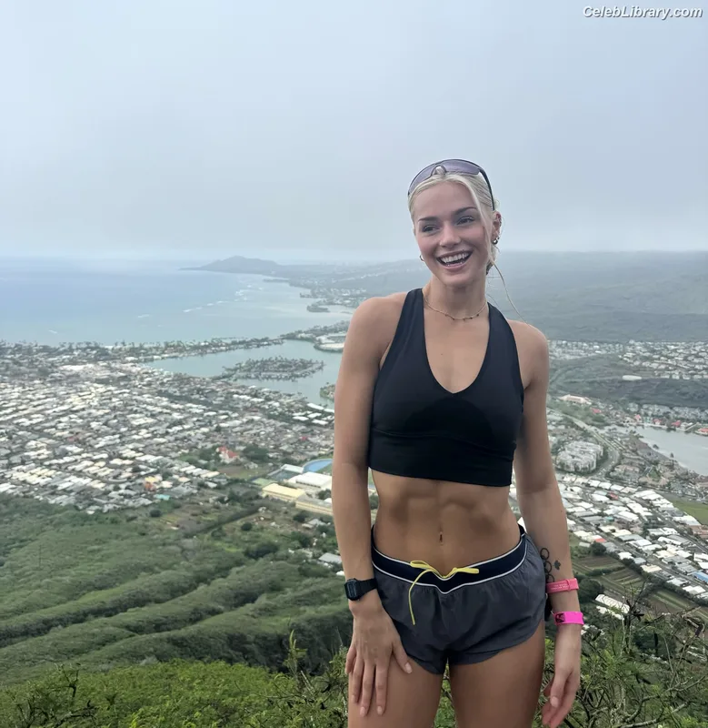 Georgia Ellenwood photo 23 of 263