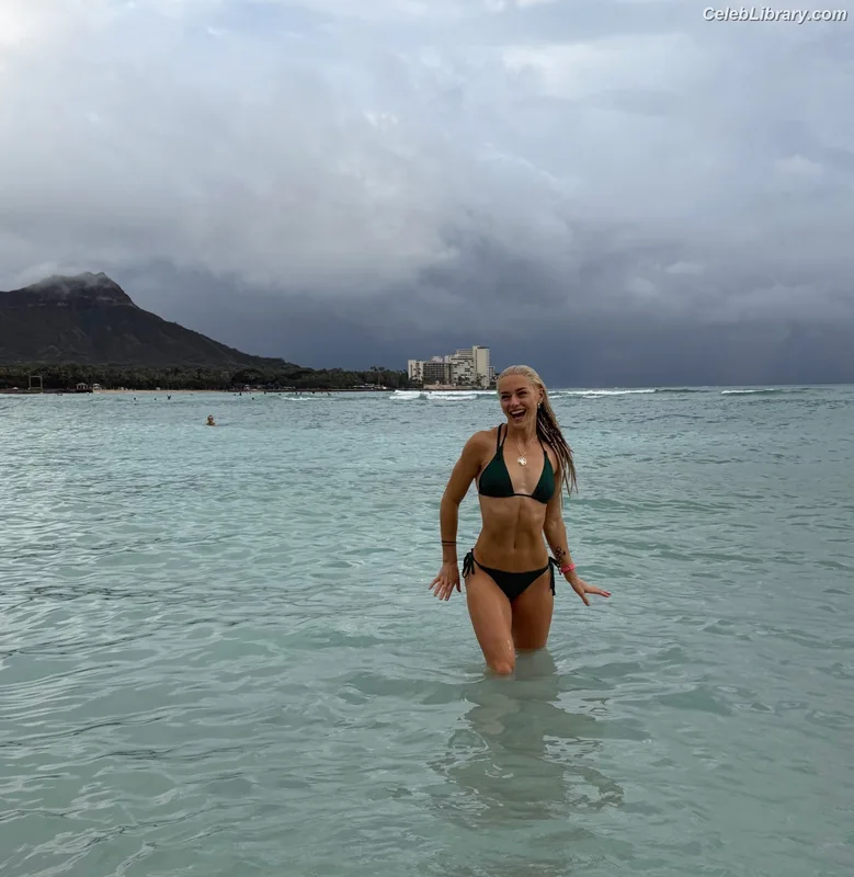 Georgia Ellenwood photo 13 of 263