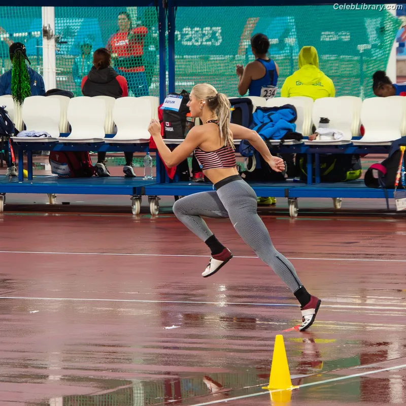 Georgia Ellenwood photo 11 of 263