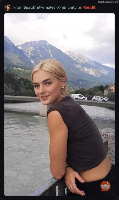 Georgia Ellenwood photo 19 of 263