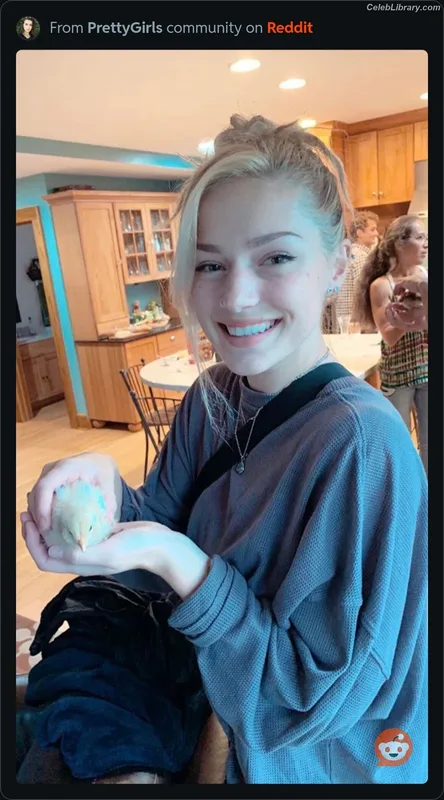 Georgia Ellenwood photo 23 of 263