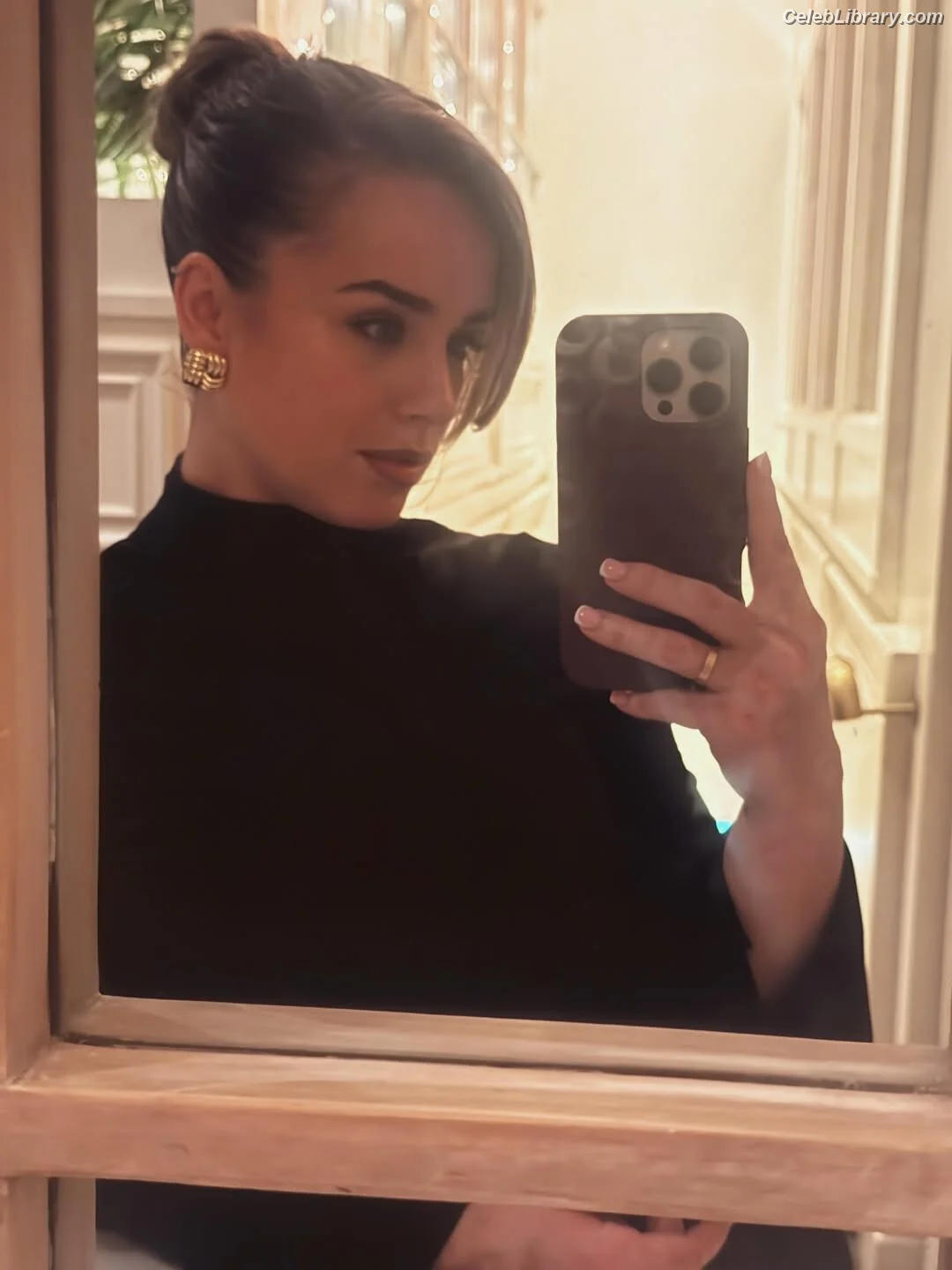 Georgia May Foote photo 14 of 115