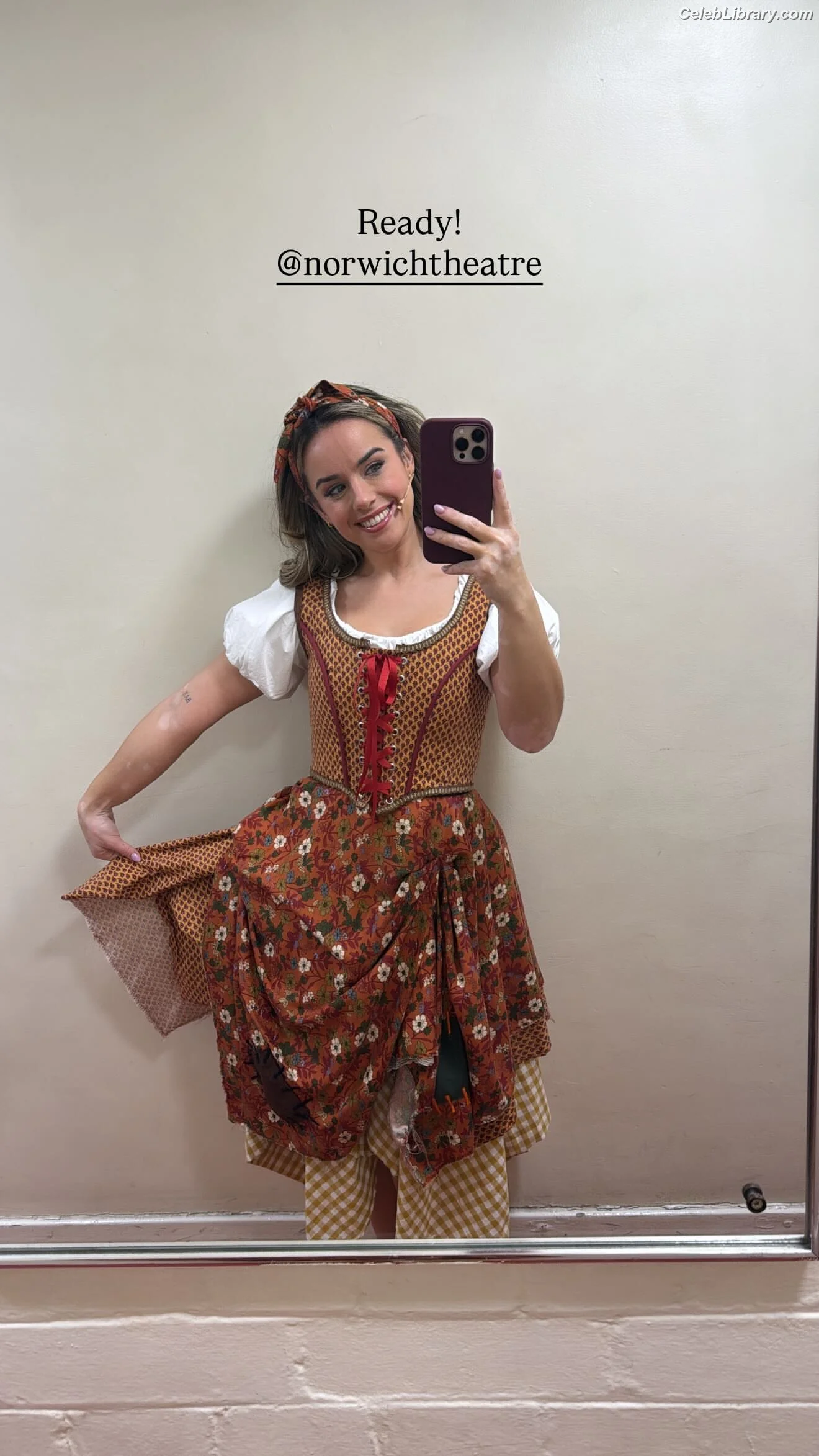 Georgia May Foote photo 6 of 115