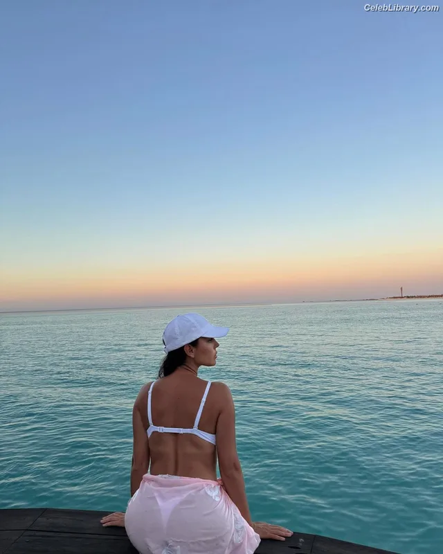 Georgina Rodriguez photo 9 of 268