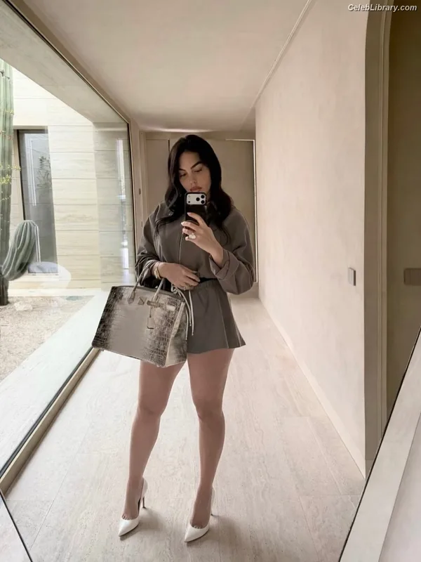 Georgina Rodriguez photo 16 of 268