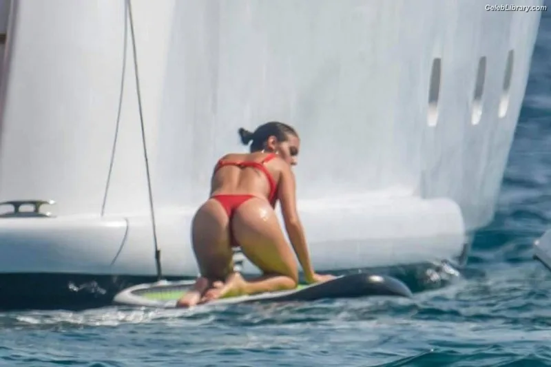 Georgina Rodriguez photo 14 of 268