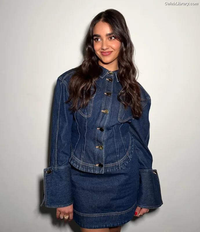 Geraldine Viswanathan photo 10 of 458