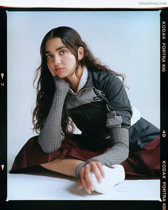 Geraldine Viswanathan photo 3 of 458