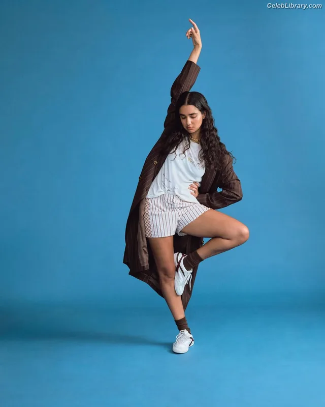 Geraldine Viswanathan photo 5 of 458