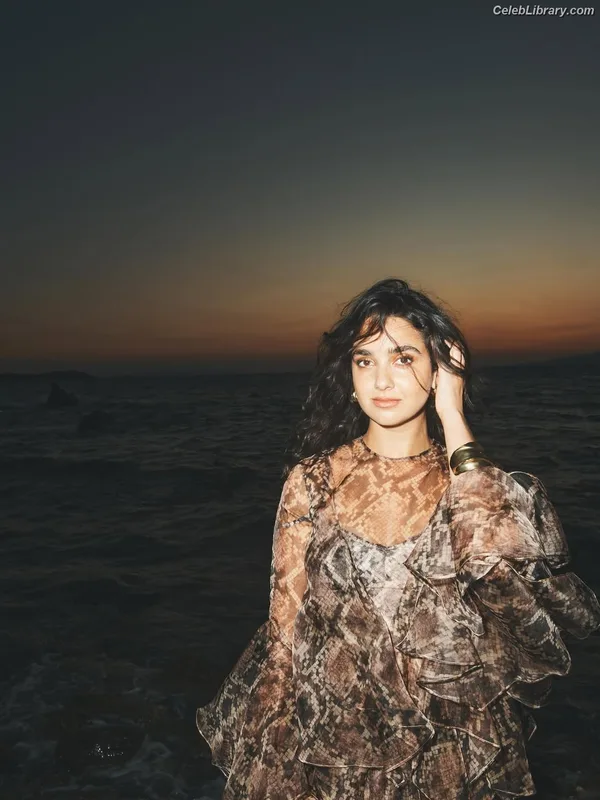 Geraldine Viswanathan photo 6 of 458