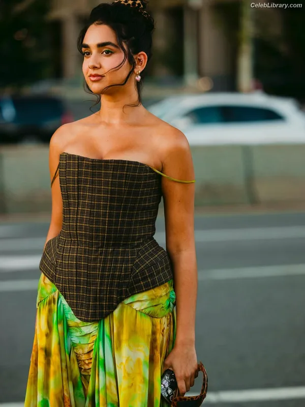 Geraldine Viswanathan photo 8 of 458