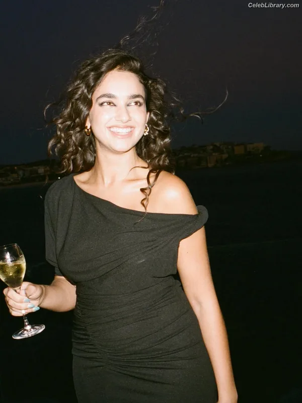 Geraldine Viswanathan photo 4 of 458