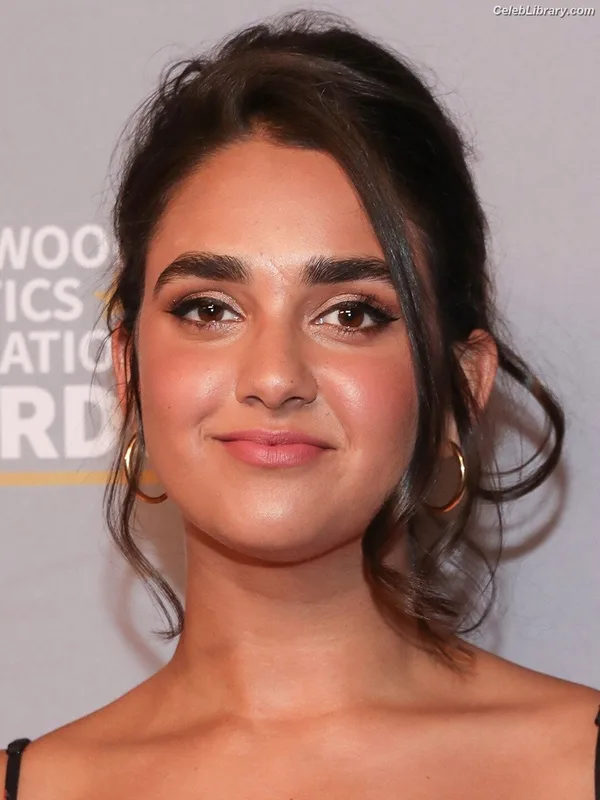 Geraldine Viswanathan photo 10 of 458