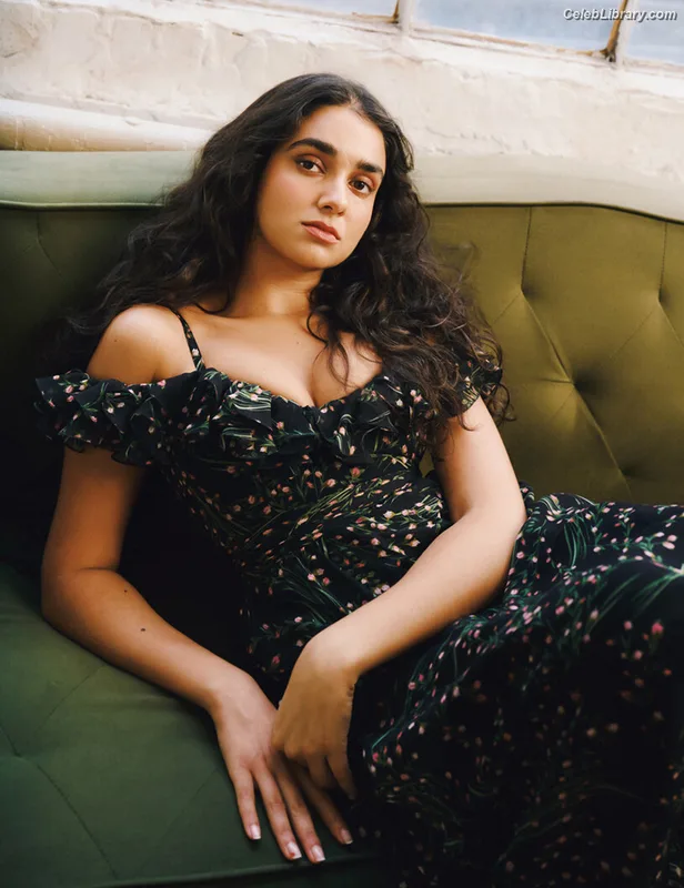 Geraldine Viswanathan photo 15 of 458
