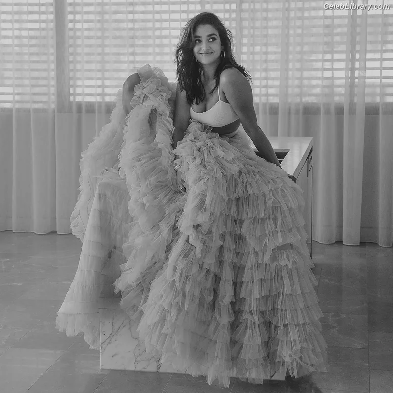 Geraldine Viswanathan photo 20 of 458