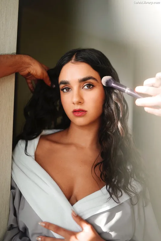 Geraldine Viswanathan photo 21 of 458
