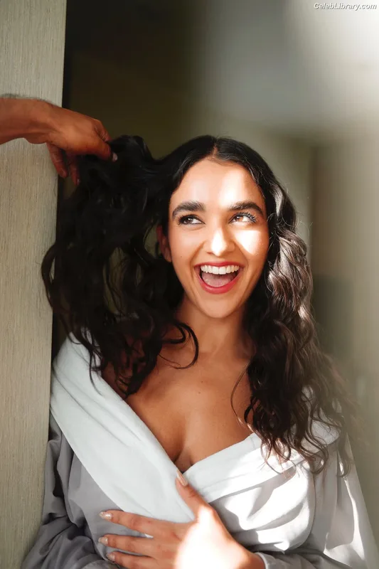 Geraldine Viswanathan photo 22 of 458