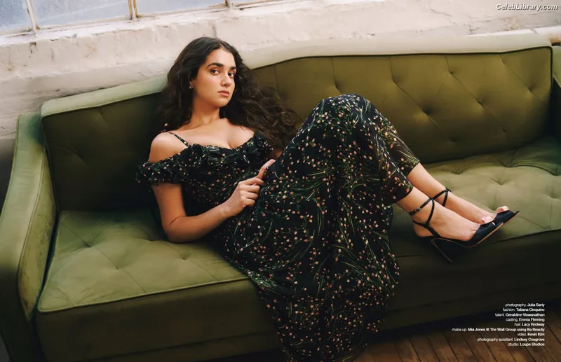 Geraldine Viswanathan photo 8 of 458