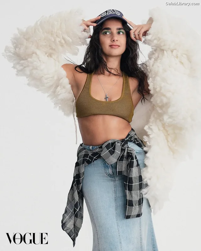Geraldine Viswanathan photo 10 of 458