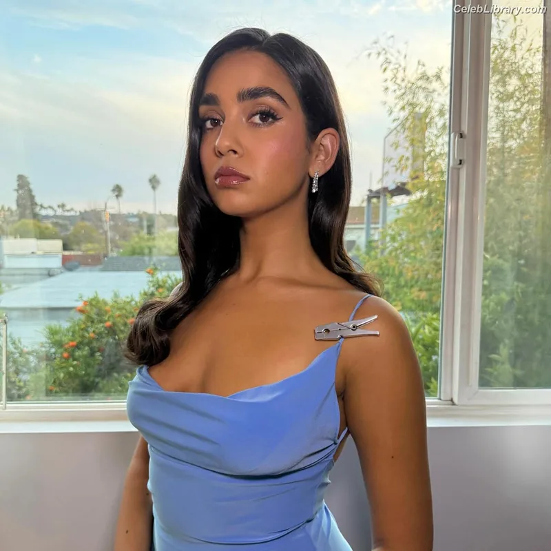 Geraldine Viswanathan photo 5 of 458