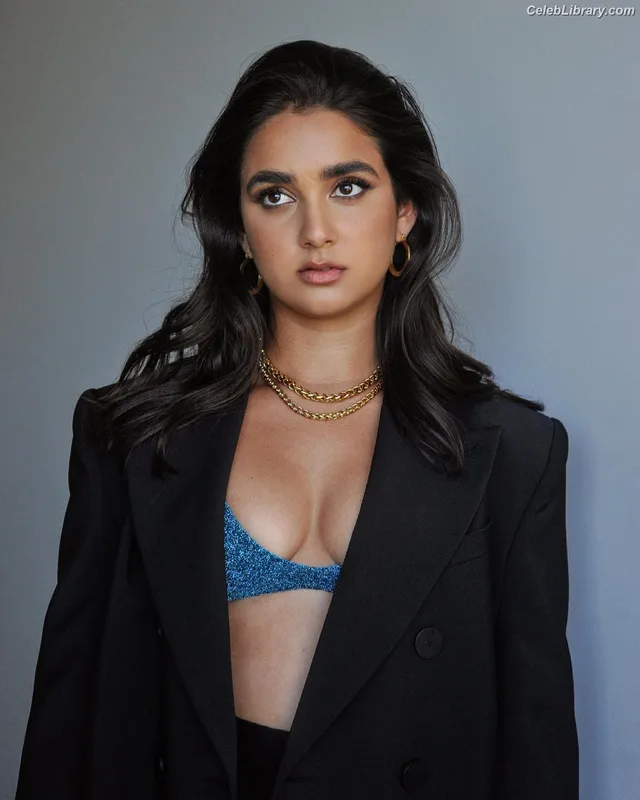 Geraldine Viswanathan photo 9 of 458