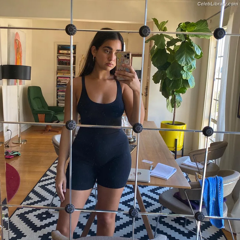 Geraldine Viswanathan photo 10 of 458