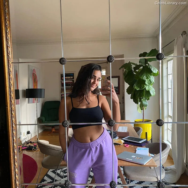Geraldine Viswanathan photo 12 of 458