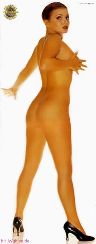Geri Halliwell photo 19 of 225