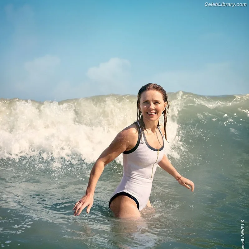 Geri Halliwell photo 16 of 225