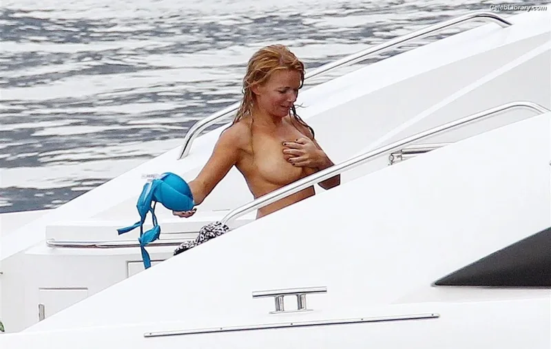 Geri Halliwell photo 5 of 225