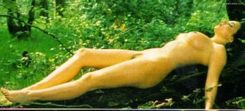 Geri Halliwell photo 8 of 225