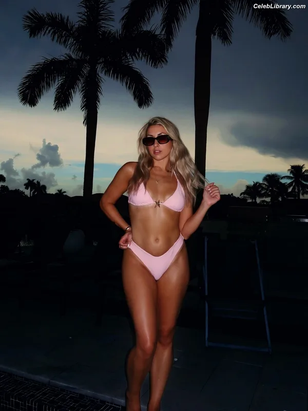 Gia Miller photo 1 of 154
