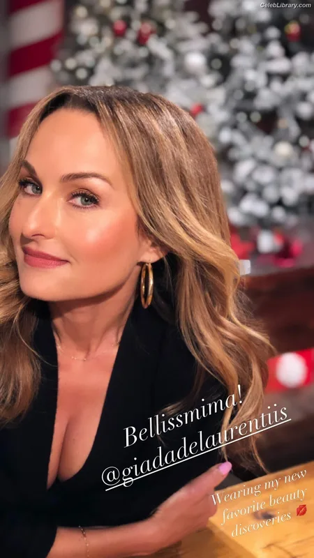 Giada De Laurentiis photo 21 of 155