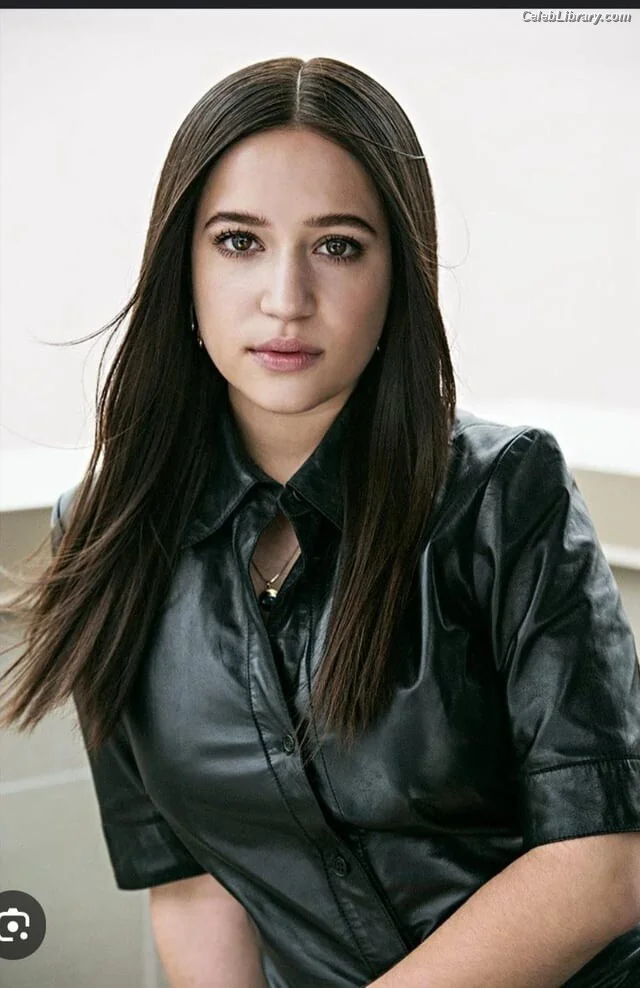 Gideon Adlon photo 1 of 43