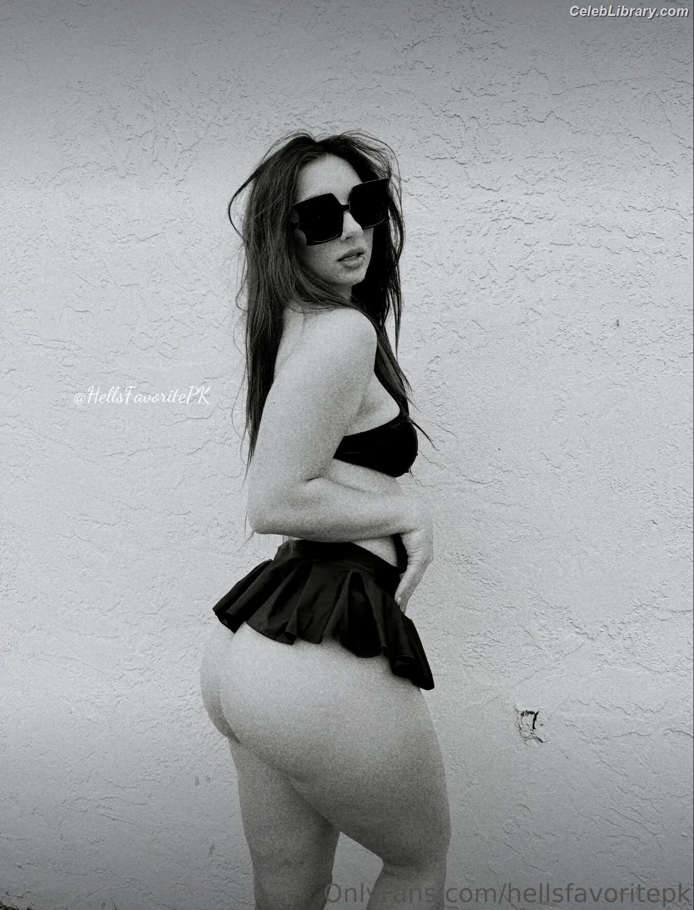 Gigi Dolin photo 22 of 1700