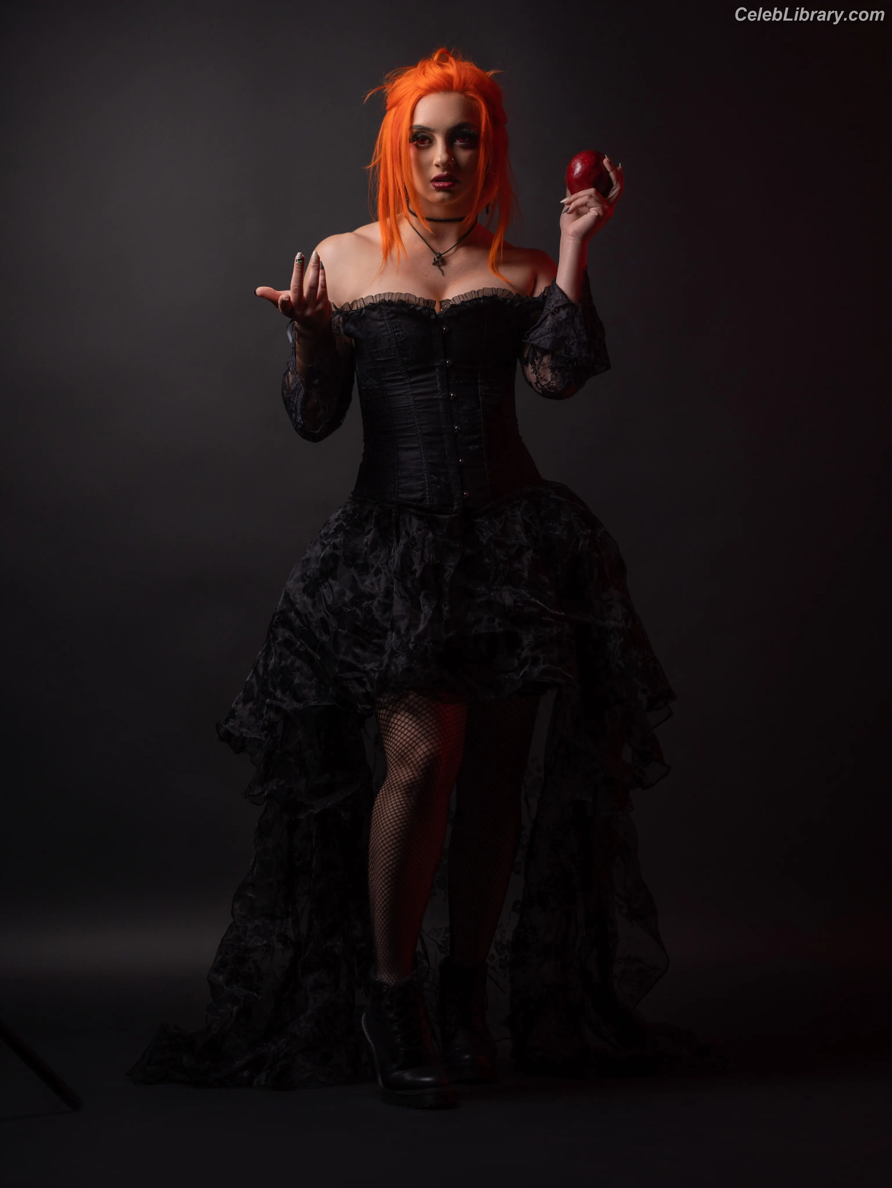 Gigi Dolin photo 2 of 1700